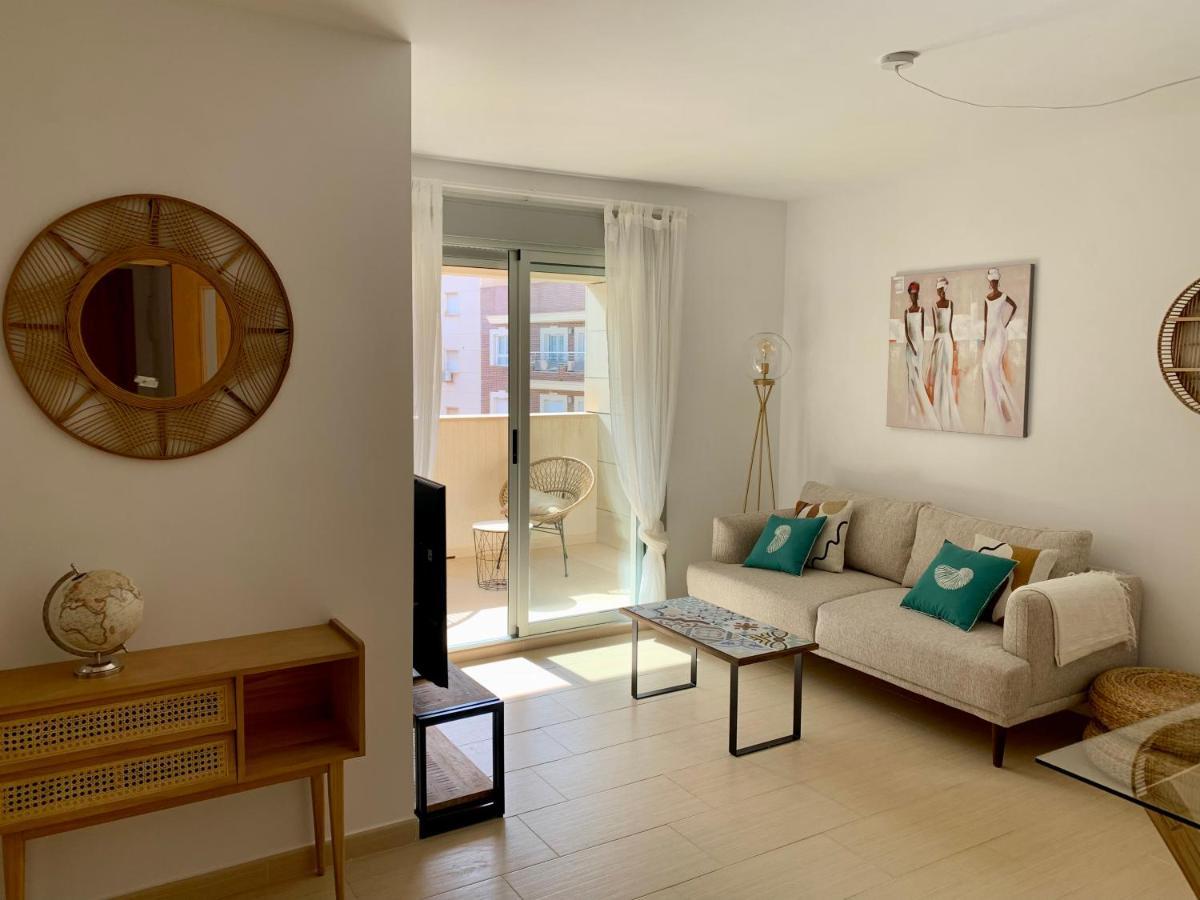 Precioso Apartamento Primera Linea De Playa Агілас Екстер'єр фото