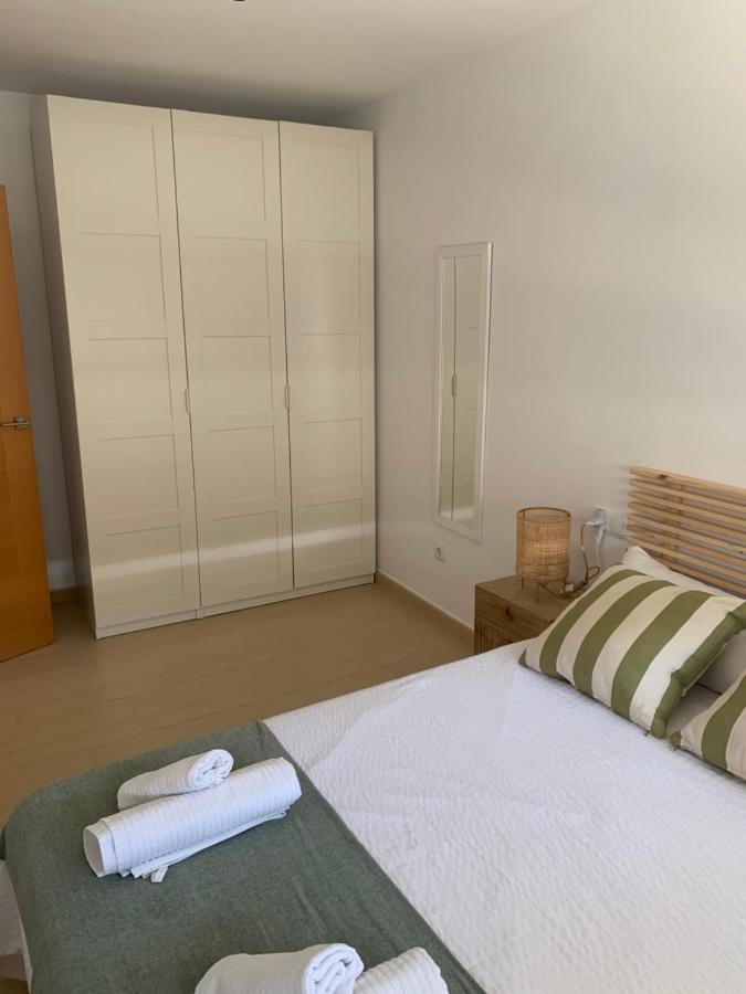 Precioso Apartamento Primera Linea De Playa Агілас Екстер'єр фото