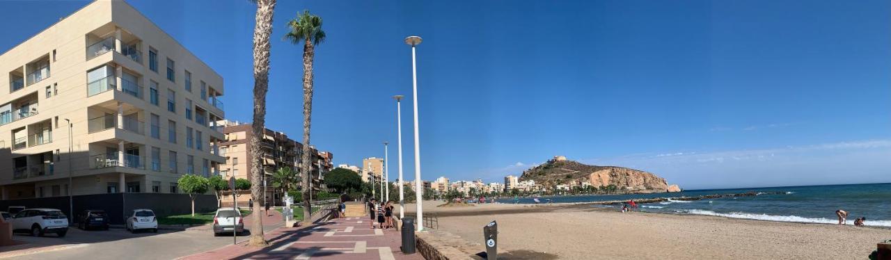 Precioso Apartamento Primera Linea De Playa Агілас Екстер'єр фото